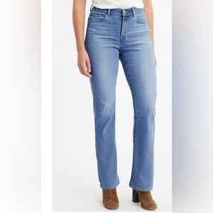 Levi’s Women’s Classic Bootcut Jeans - Size 14 Average